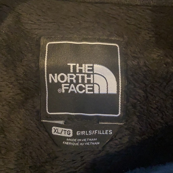 North Face Jackets - Picture 2 of 3
